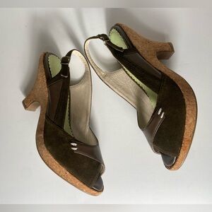 Pink Studio~Earthy~Olive Green/Brown~Leather~Slingback~Peep Toe~Cork~Heel~Size 7